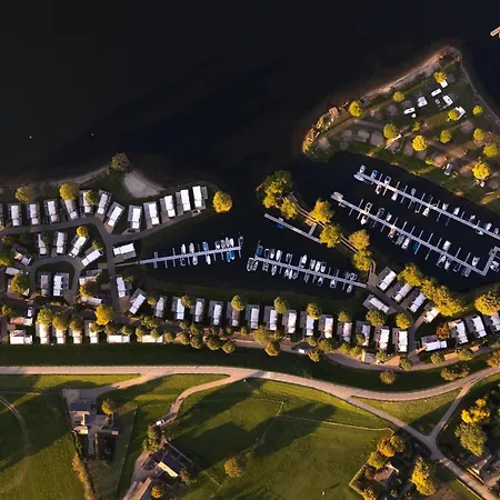 Marinapark Bad Nederrijn Hotel Maurik Exterior photo